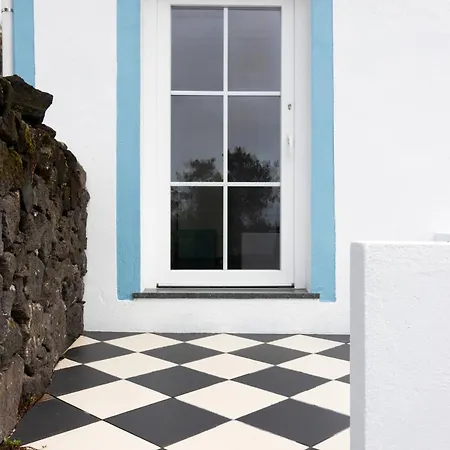 Casa Da Mae - Entre O Pico E A Mare *