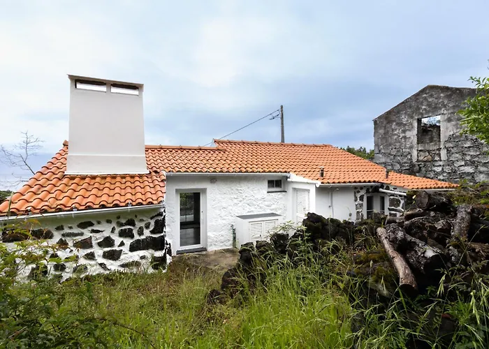 Casa Da Mae - Entre O Pico E A Mare