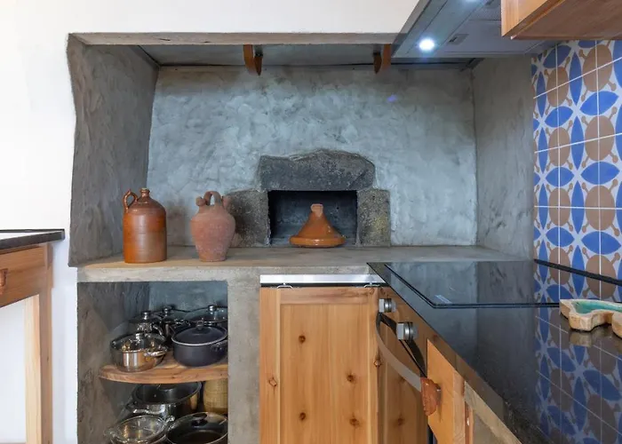 Casa Da Mae - Entre O Pico E A Mare *